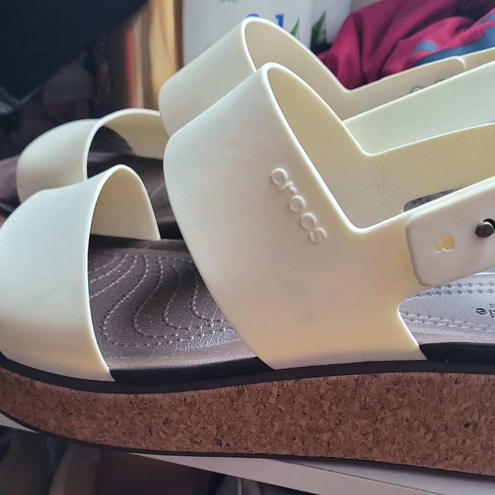 CROCS Cream Brooklyn Wedge Sandals with Wide Straps Cork Bottom
